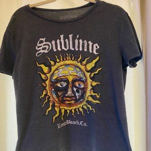 Sublime short sleeve top ( M)